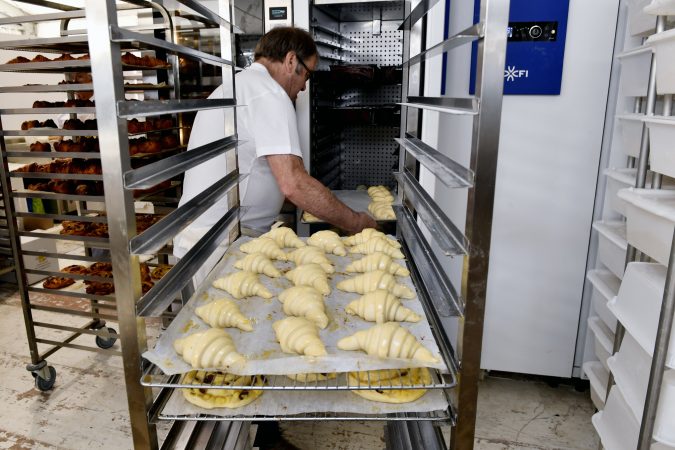 Séniors en boulangerie-pâtisserie : un atout pour les entreprises