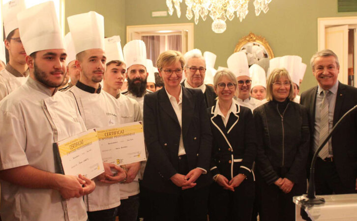 Les apprentis reçus en grande pompe dans les Salons de la Préfecture du Cantal