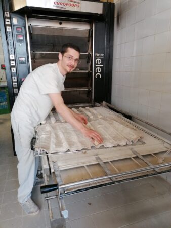 Var. Matteo Spitaleri, 18 ans, remporte le concours de la meilleure baguette