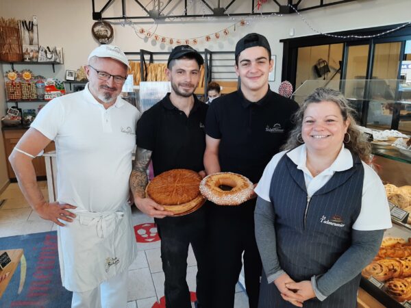 Charente-Maritime. Ils participeront au Master régional des meilleures galettes et brioches à Bayonne !