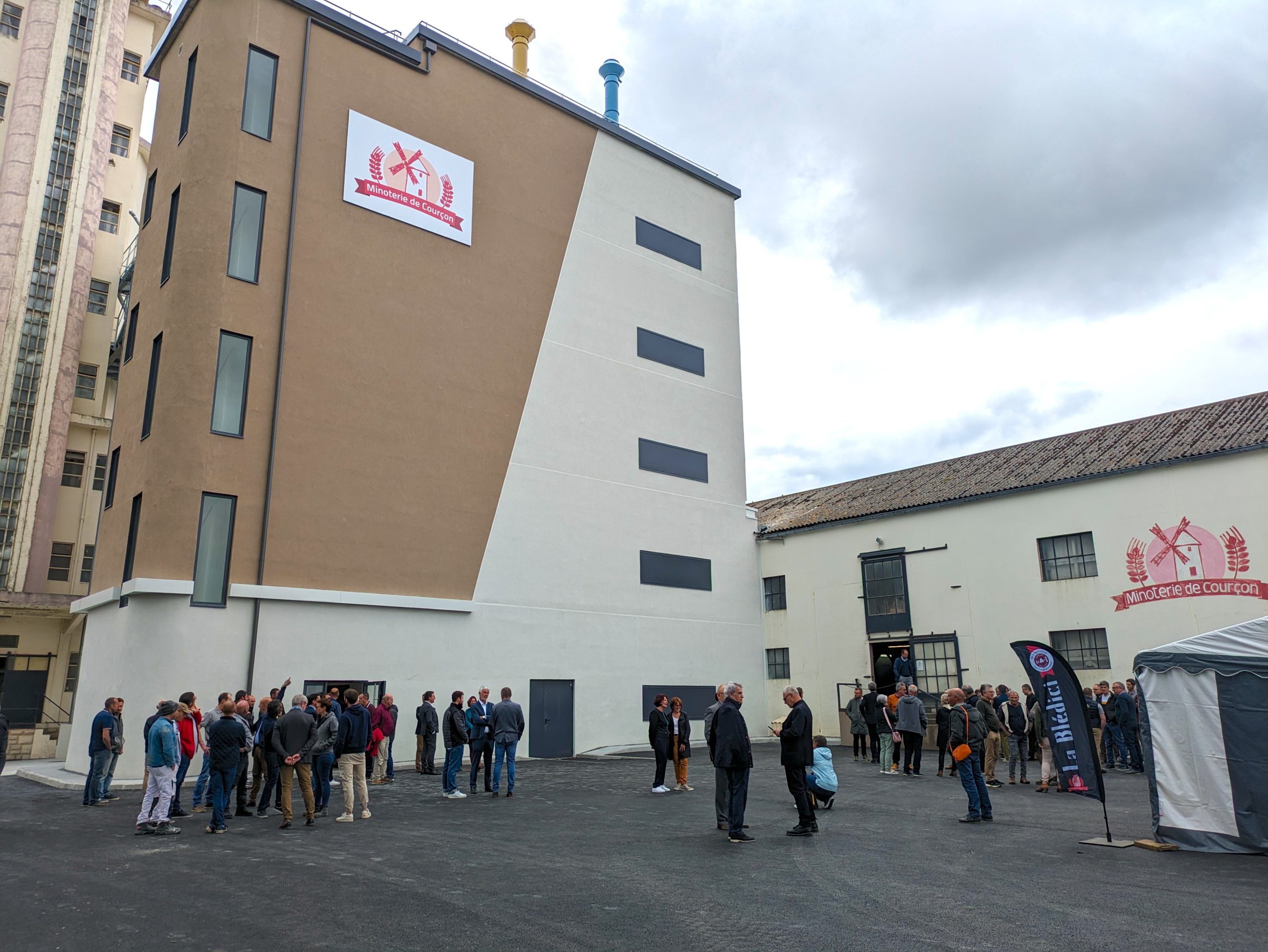 Un nouveau moulin pour la Minoterie-Coopérative de Courçon