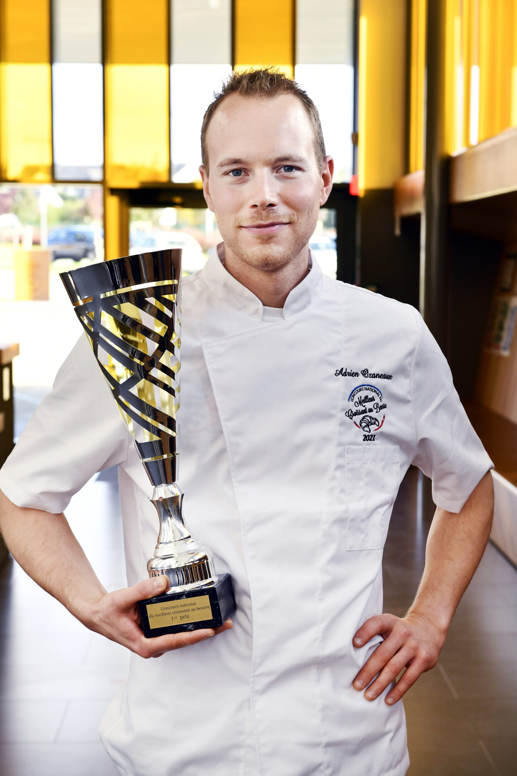 Adrien Ozaneaux, 28 ans, vainqueur du Concours National du Meilleur Croissant au Beurre 2021