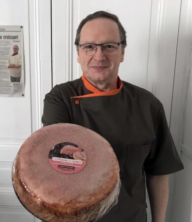 Grand Est. Il crée le Parvis de Reims, spécialité locale pâtissière qui booste ses ventes