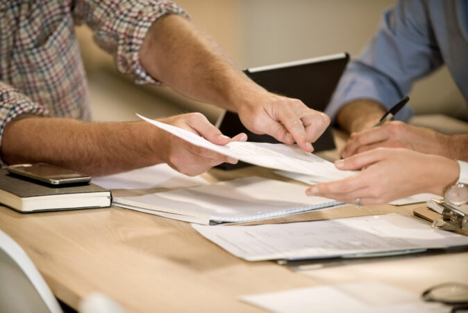 Concernant les aides économiques des communes et de leurs groupements